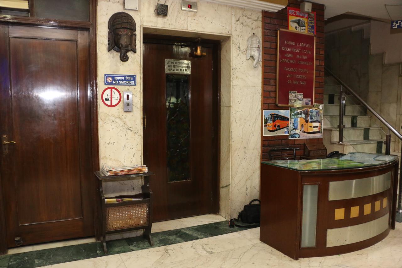 Hotel Maharaja Дели Экстерьер фото